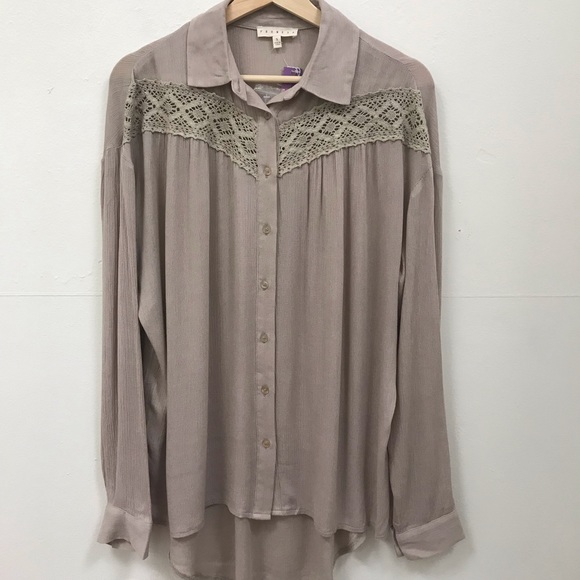 Beautiful Taupe Top - Picture 5 of 7